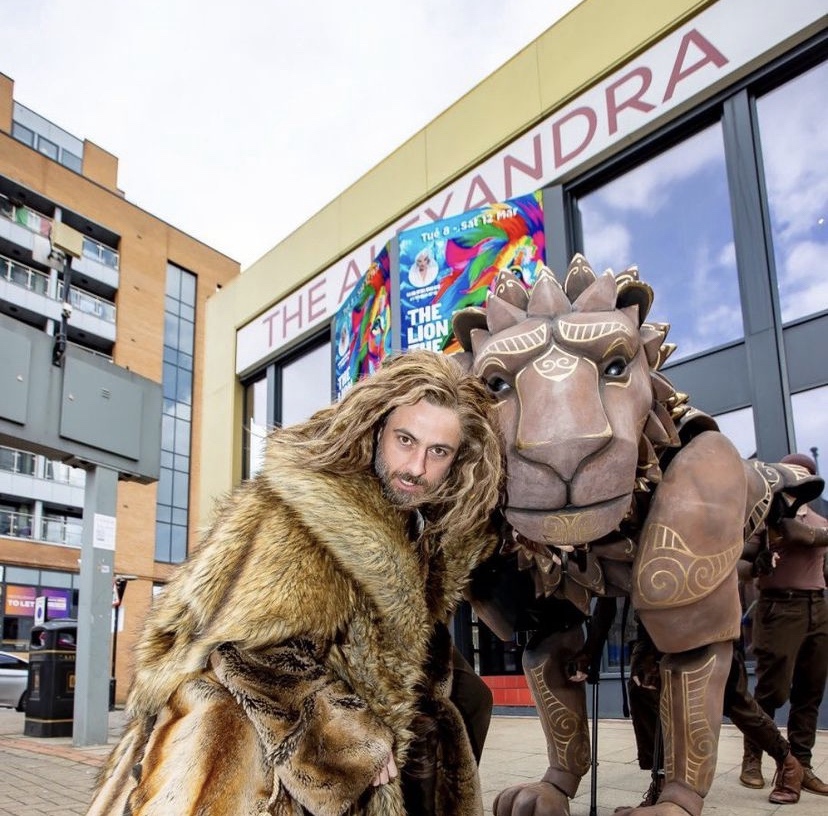 An image of Aslan and the amazing puppetry ￼